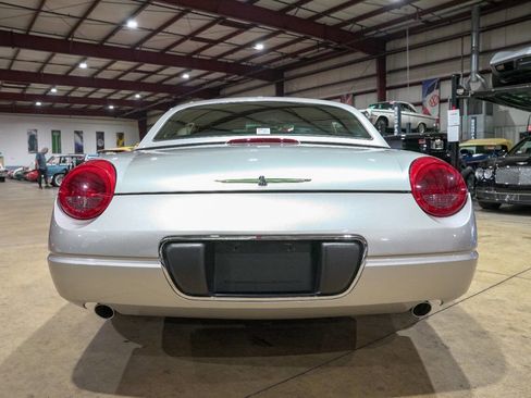 Used 2004 Ford Thunderbird Deluxe image 32