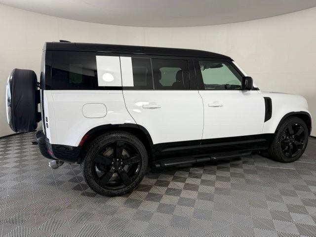 New 2026 Land Rover Defender 110 V8 AWD/4WD image 7