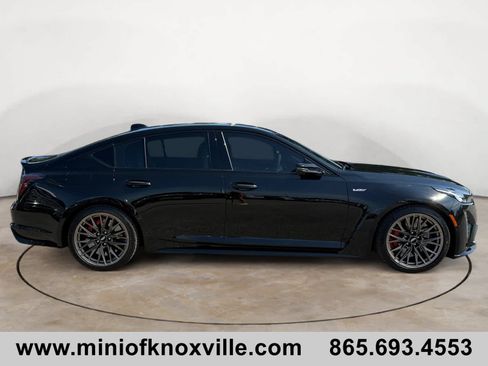 Used 2022 Cadillac CT5 V Blackwing w/ Parking Package RWD image 2