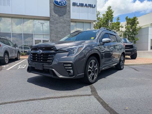 Certified 2023 Subaru Ascent Touring AWD/4WD image 9