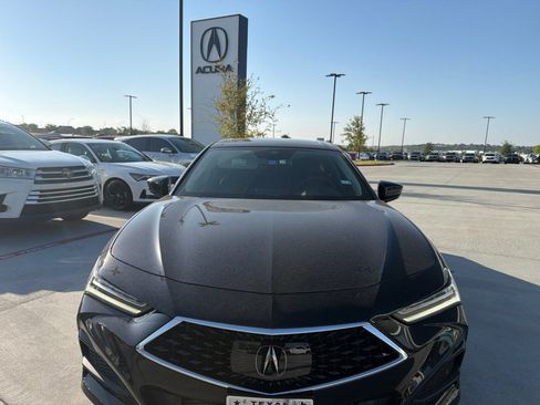Used 2023 Acura TLX FWD image 5