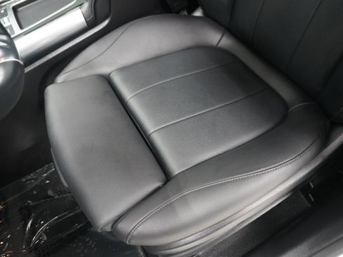 Used 2024 Mercedes-Benz GLA 250 image 12
