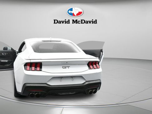 Used 2025 Ford Mustang GT Premium RWD image 43