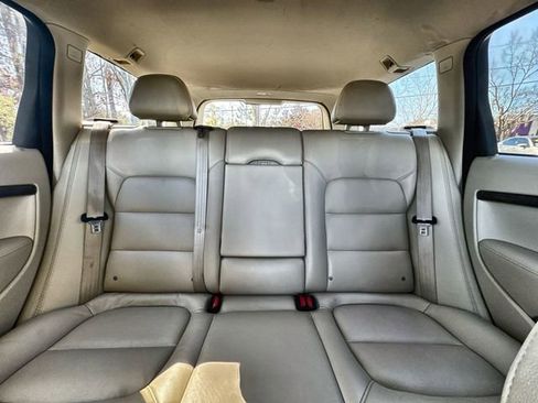 Used 2015 Volvo XC70 T5 Premier image 30