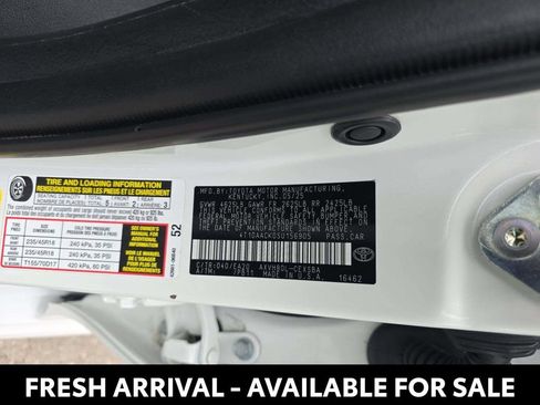 Used 2025 Toyota Camry SE FWD image 16