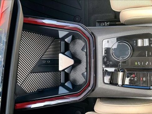 Used 2025 BMW X3 xDrive30i w/ Premium Package image 26