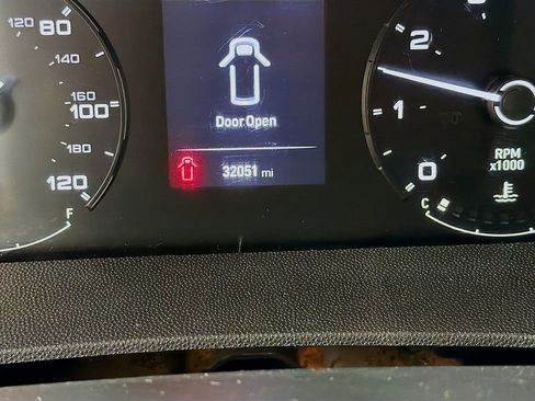 Used 2023 RAM ProMaster 2500 image 27