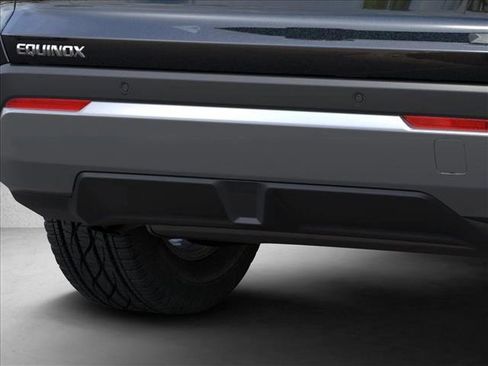 New 2026 Chevrolet Equinox LT w/ Safety and Technology Package FWD image 14