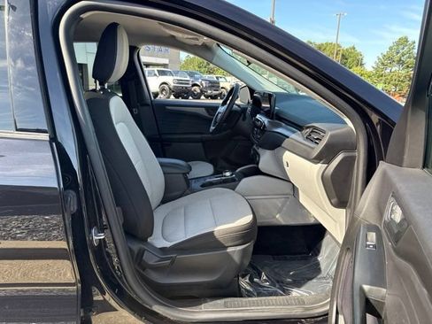 Certified 2024 Ford Escape Active FWD image 21
