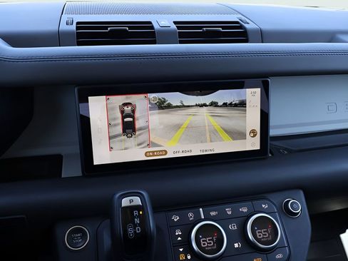 Used 2024 Land Rover Defender 110 S AWD/4WD image 22