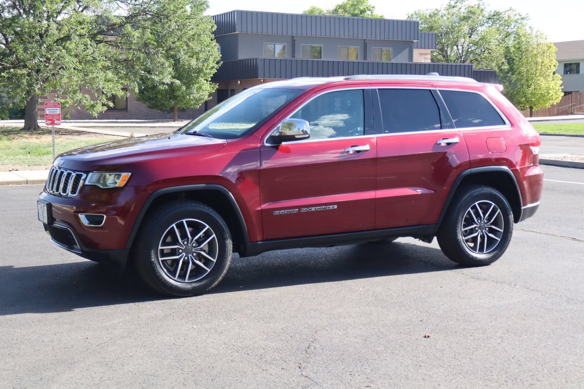 Used 2021 Jeep Grand Cherokee Limited AWD/4WD image 10