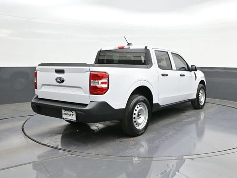 Used 2025 Ford Maverick XL w/ Equipment Group 102A image 11