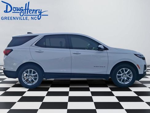 Used 2024 Chevrolet Equinox LT FWD image 6