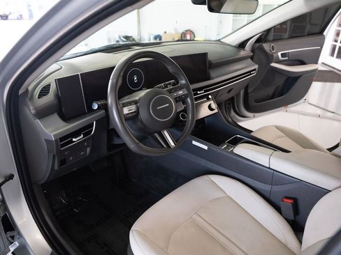 Used 2024 Hyundai Sonata SEL w/ Convenience Package FWD image 11