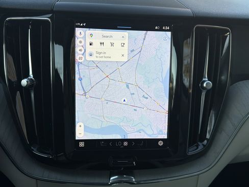 Certified 2023 Volvo XC60 B5 Plus w/ Climate Package image 24