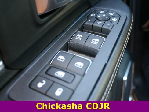 New 2026 RAM 2500 Laramie image 9