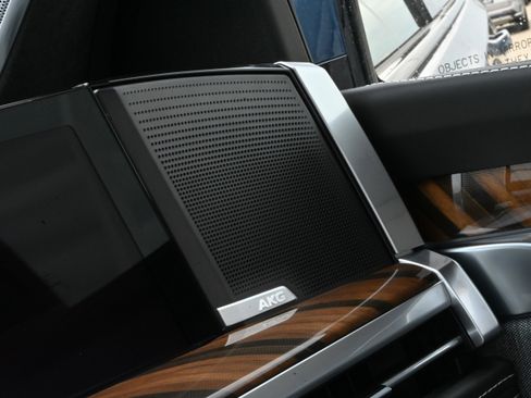 Used 2026 Cadillac Escalade Platinum Sport w/ LPO, ONYX Package image 42