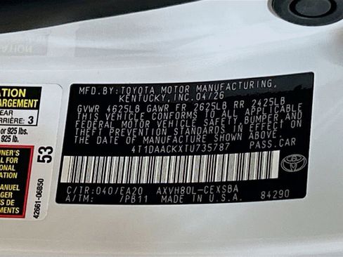 New 2026 Toyota Camry Hybrid FWD image 28
