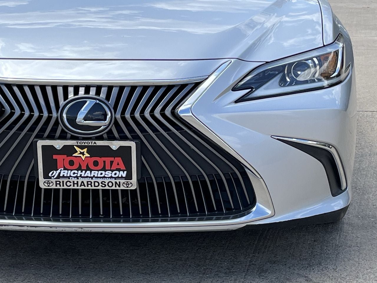 Used 2021 Lexus ES 350 w/ Accessory Package FWD image 8