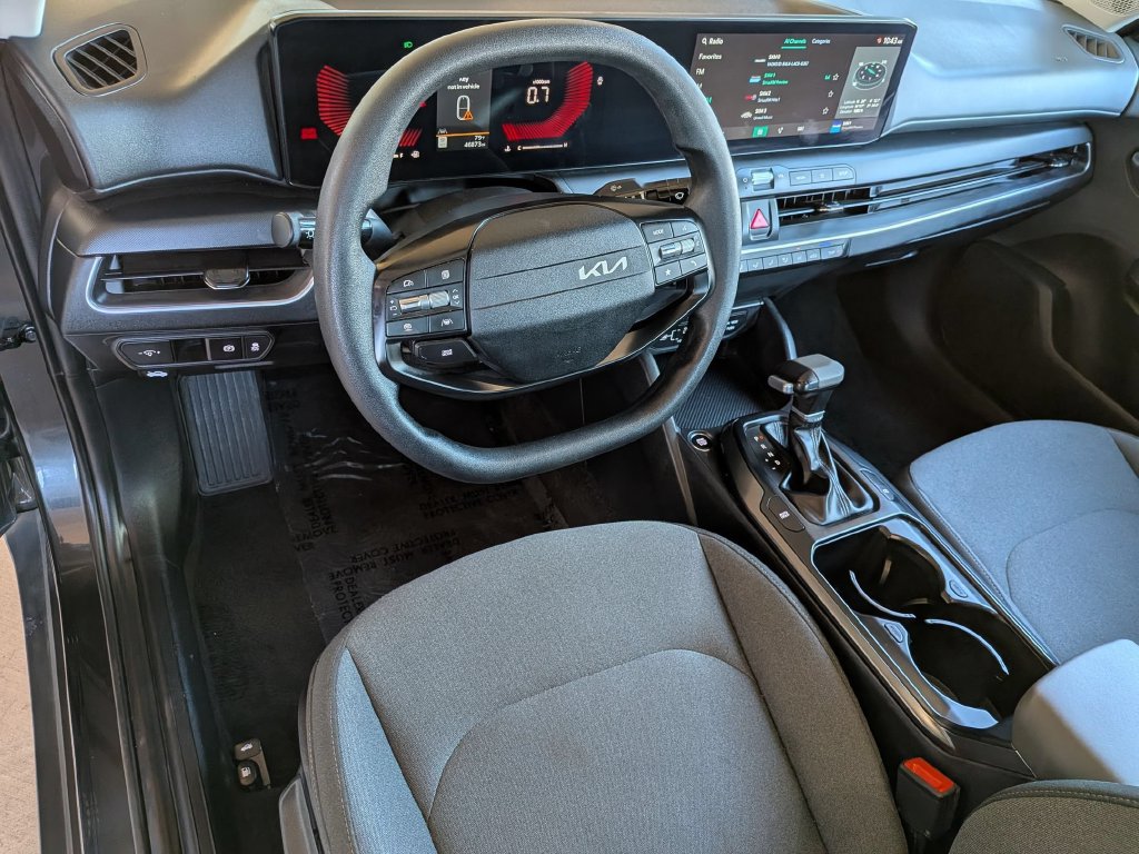 Used 2025 Kia K4 FWD image 16
