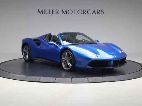 Used 2017 Ferrari 488 Spider RWD image 11