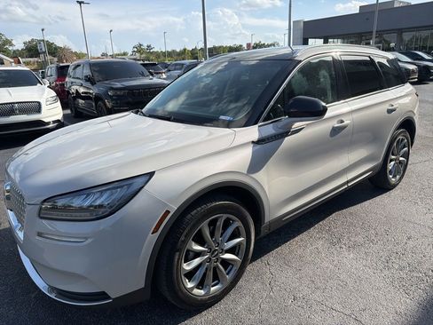 Used 2021 Lincoln Corsair FWD w/ Premium Package image 4