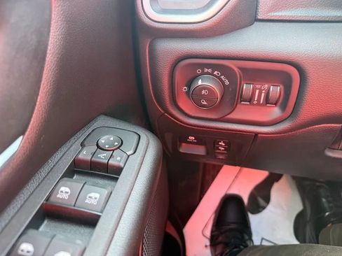 Used 2025 RAM 1500 Big Horn AWD/4WD image 22