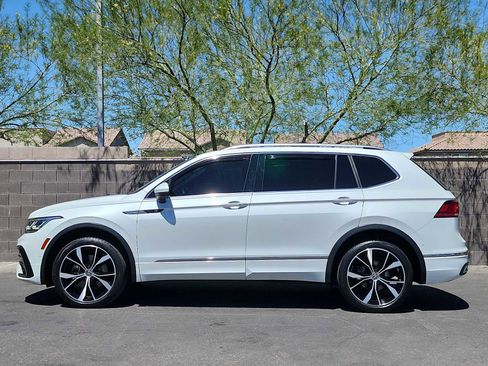 Used 2022 Volkswagen Tiguan SEL R-Line AWD/4WD image 6