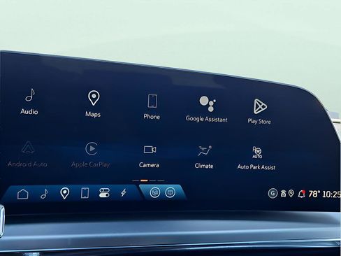 New 2024 Cadillac Lyriq Luxury image 21