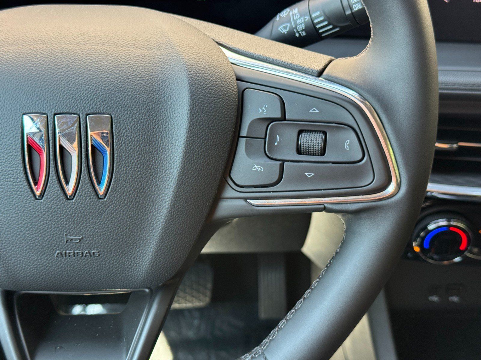 Used 2026 Buick Encore GX Sport Touring w/ Advanced Technology Package AWD/4WD image 20