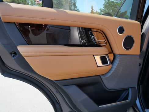 Used 2020 Land Rover Range Rover Autobiography AWD/4WD image 15