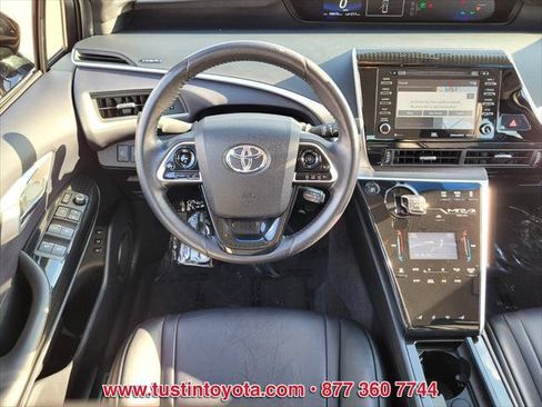 Certified 2020 Toyota Mirai FWD image 5