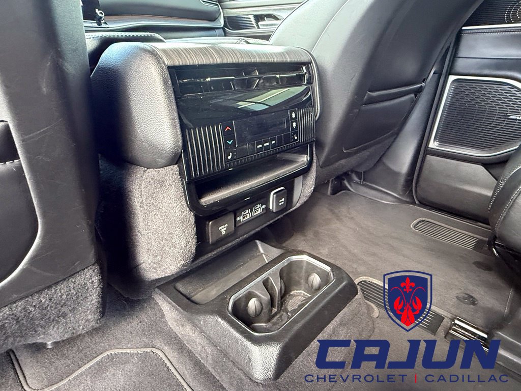Used 2024 Jeep Wagoneer Series III AWD/4WD image 18