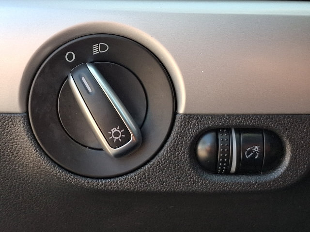 Used 2014 Volkswagen Jetta SE FWD image 8