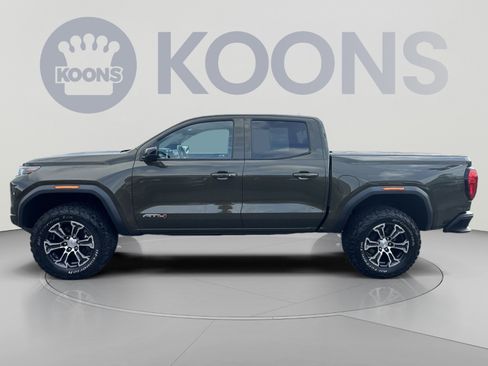 Used 2023 GMC Canyon AT4 w/ AT4 Premium Package AWD/4WD image 13