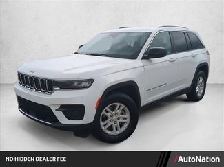 Used 2023 Jeep Grand Cherokee Laredo RWD video 1