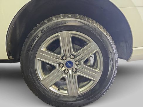 Used 2024 Ford Expedition Platinum AWD/4WD image 37