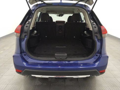 Used 2019 Nissan Rogue S image 29