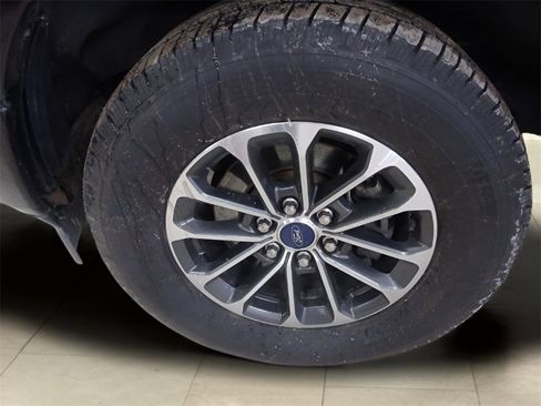 Certified 2018 Ford F150 XLT w/ Equipment Group 302A Luxury image 11