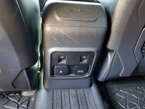 Used 2023 Ford Bronco Raptor AWD/4WD image 16