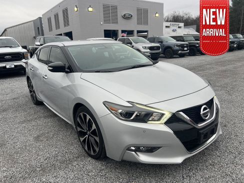 Used 2018 Nissan Maxima SR image 1