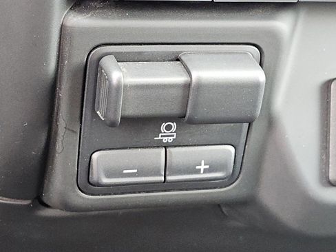 Used 2023 Chevrolet Silverado 1500 Custom AWD/4WD image 11