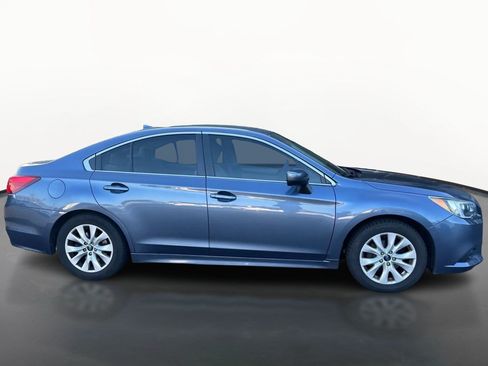 Used 2017 Subaru Legacy 2.5i Premium AWD/4WD image 2