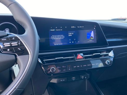 New 2026 Kia Niro Wind FWD image 20