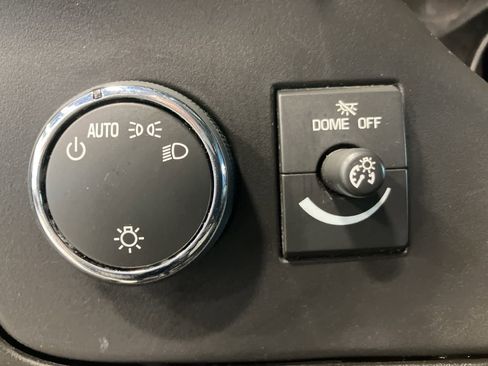 Used 2021 GMC Savana 2500 w/ Driver Convenience Package image 13