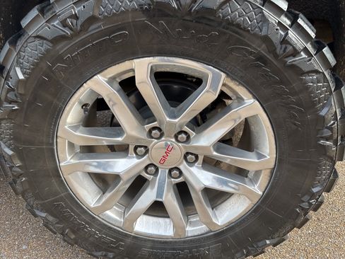 Used 2022 GMC Sierra 1500 SLT w/ SLT Convenience Package image 13