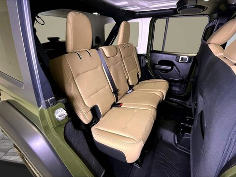 Used 2021 Jeep Wrangler Unlimited Sport image 24