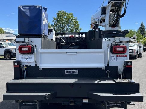 Used 2025 Ford F550 4x4 Crew Cab Super Duty image 6