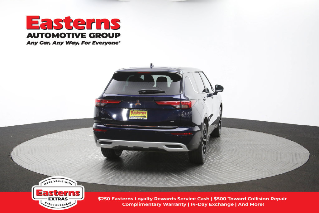 Used 2023 Mitsubishi Outlander SE AWD/4WD image 40