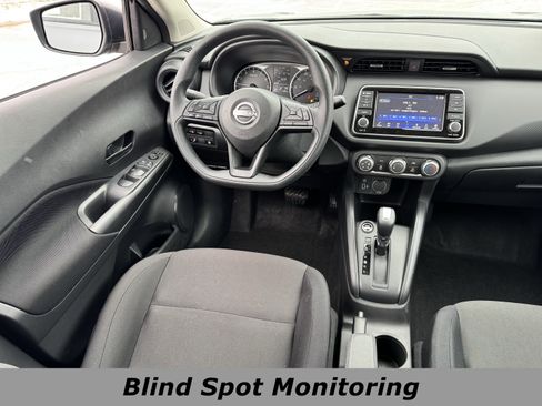 Used 2025 Nissan Kicks Play S image 4